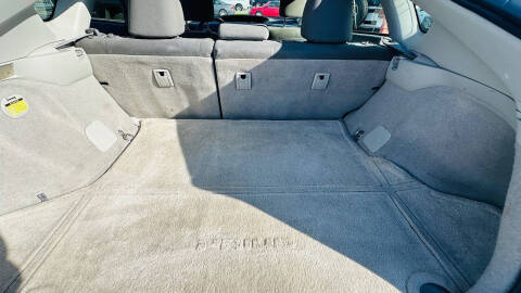 2013 Toyota Prius Plug-in Hybrid