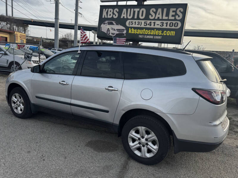 2017 Chevrolet Traverse LS