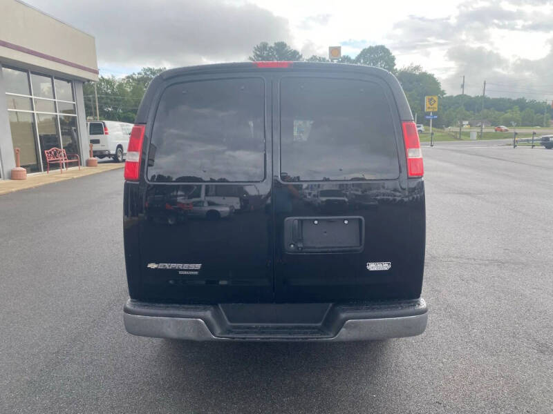 2016 Chevrolet Express LT 3500