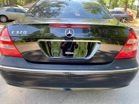 2005 Mercedes-Benz E-Class E 320