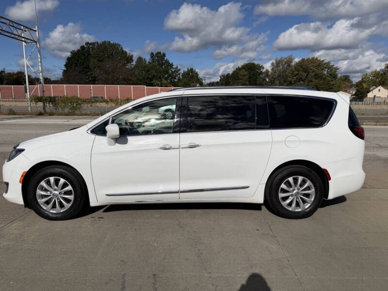 2018 Chrysler Pacifica Touring L
