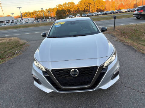 2021 Nissan Altima 2.5 SR