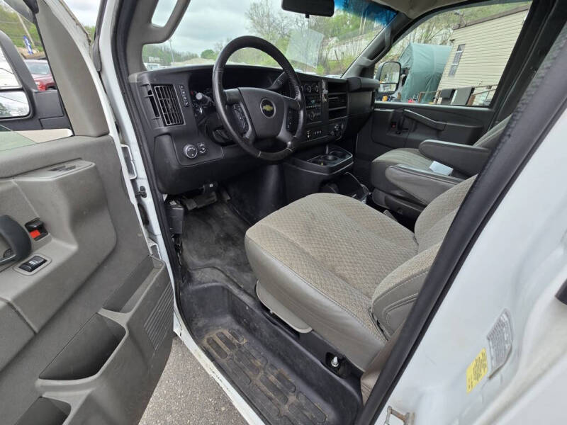 2021 Chevrolet Express 2500
