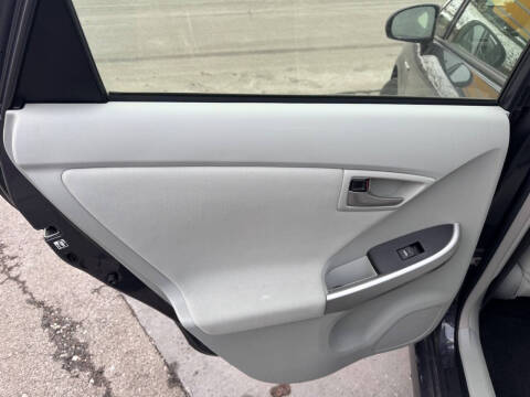 2012 Toyota Prius Two