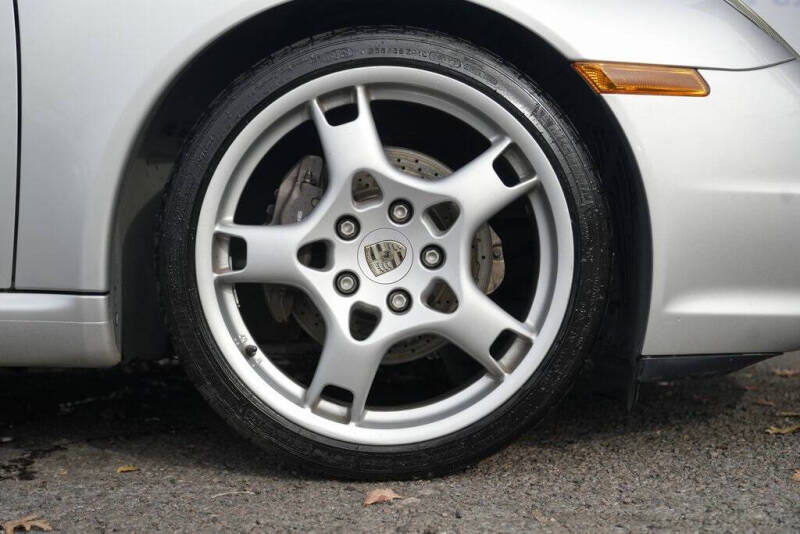 2005 Porsche 911 Carrera