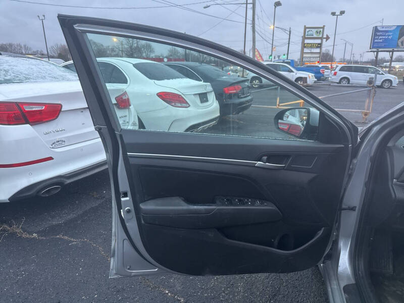 2020 Hyundai Elantra SEL