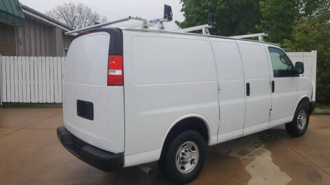 2022 Chevrolet Express 2500