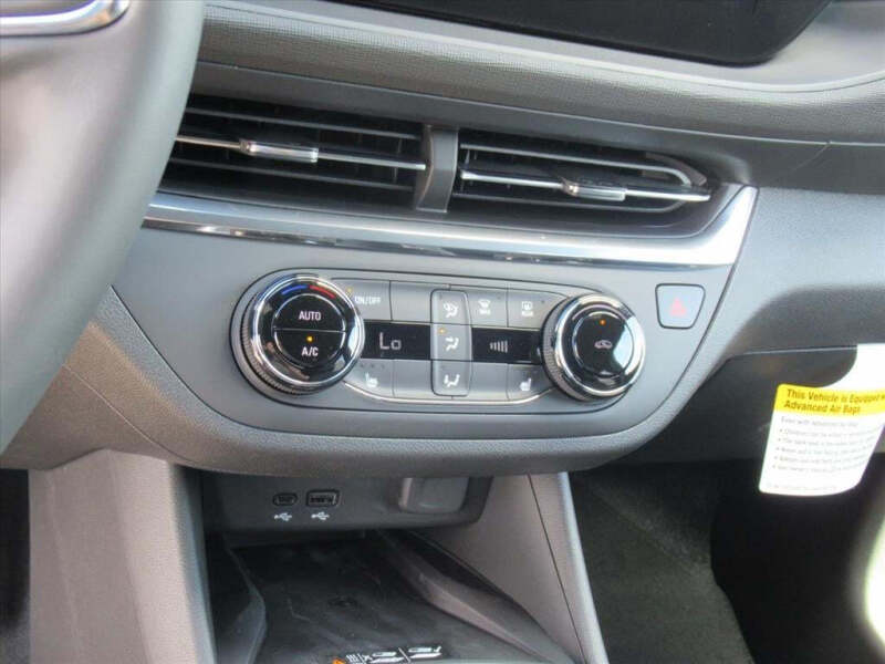 2025 Buick Envista Preferred