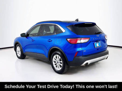 2020 Ford Escape SE