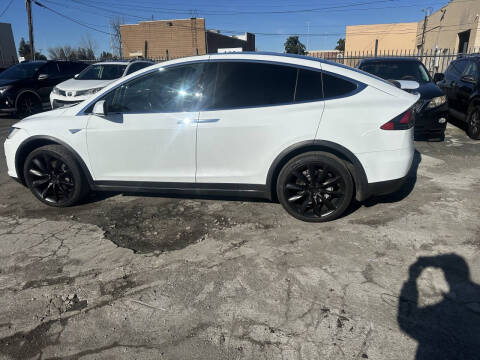 2016 Tesla Model X 90D