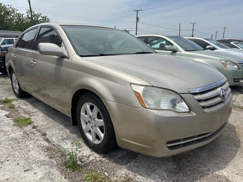 2006 Toyota Avalon for sale at CC AUTOMART PLUS in Corpus Christi TX