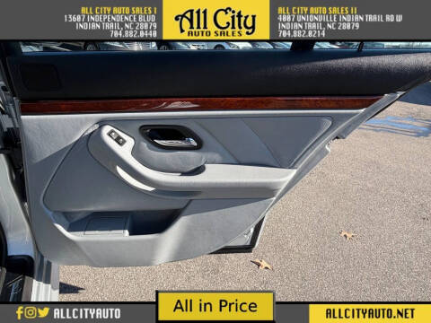 2001 BMW 5 Series 530i