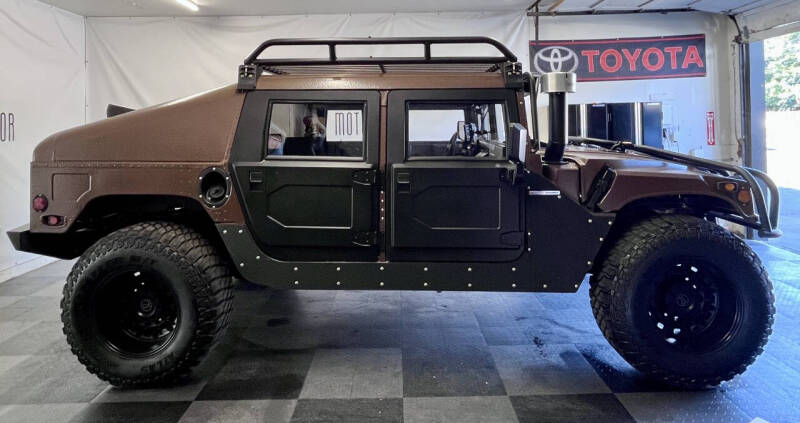 2004 AM General Hummer