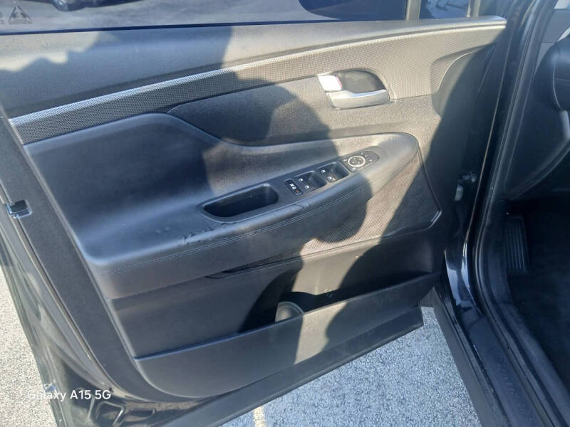 2019 Hyundai Santa Fe SE 2.4L