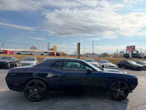 2015 Dodge Challenger SXT