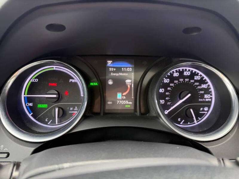 2020 Toyota Camry Hybrid SE