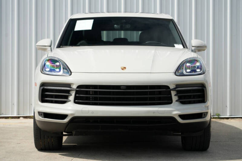2023 Porsche Cayenne Platinum Edition