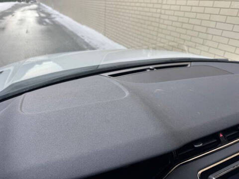 2023 Land Rover Range Rover Evoque P250 R-Dynamic SE