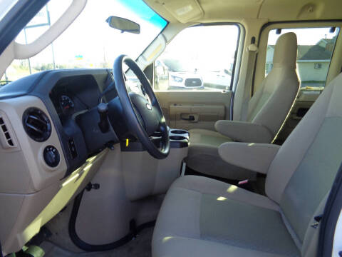 2014 Ford E-Series E-350 SD XLT