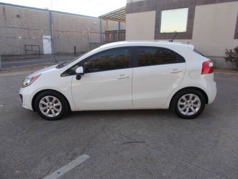 2012 Kia Rio 5-Door EX