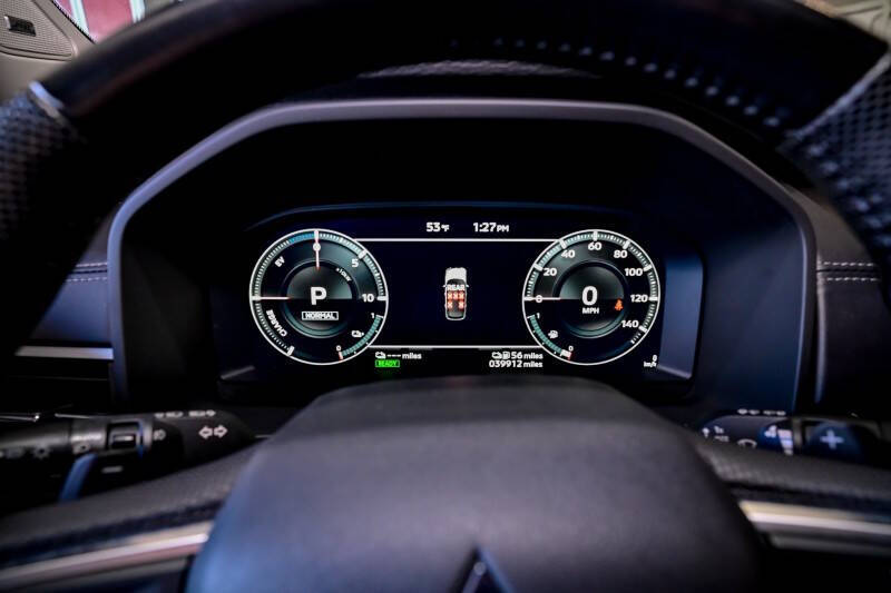 2023 Mitsubishi Outlander PHEV 40th Anniversary