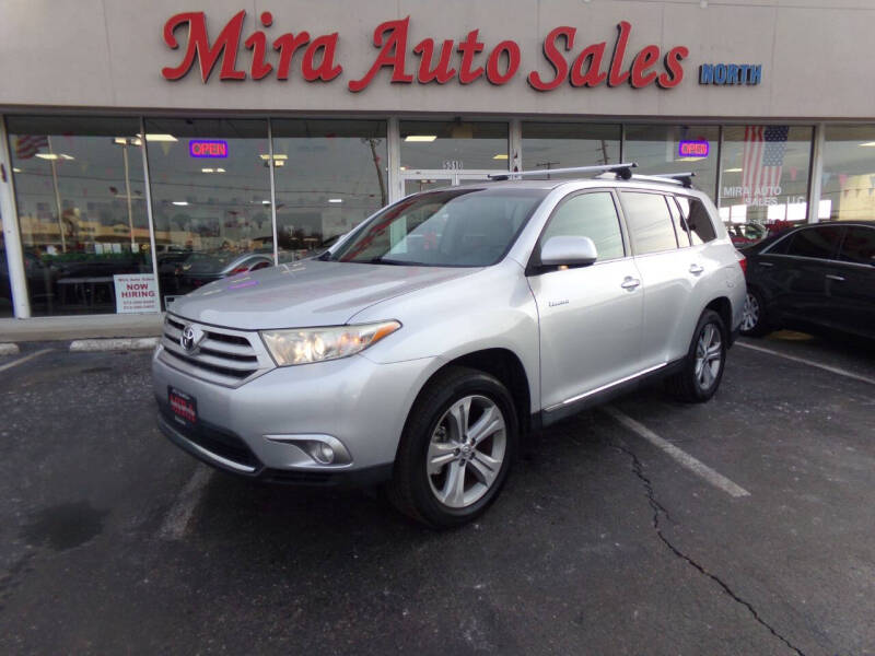 2013 Toyota Highlander Limited's photo