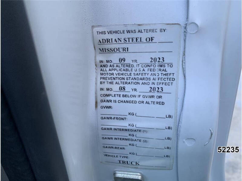 2023 Chevrolet Express 2500