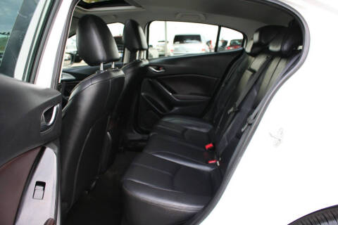 2018 Mazda MAZDA3 Touring