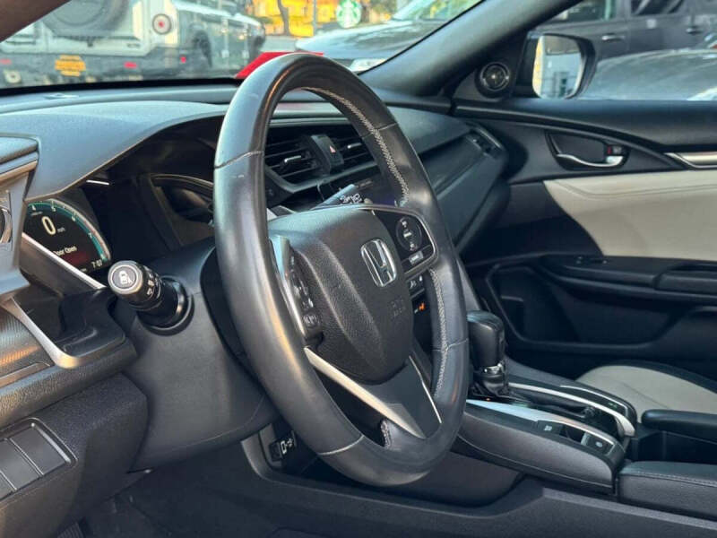 2017 Honda Civic EX-L w/Navi