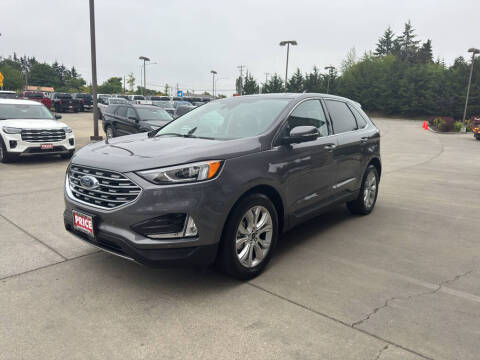 2022 Ford Edge Titanium