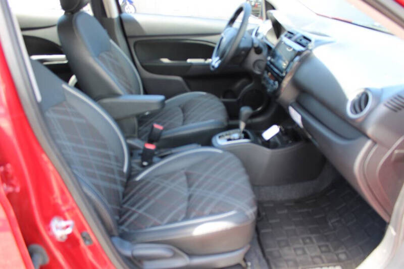 2024 Mitsubishi Mirage SE
