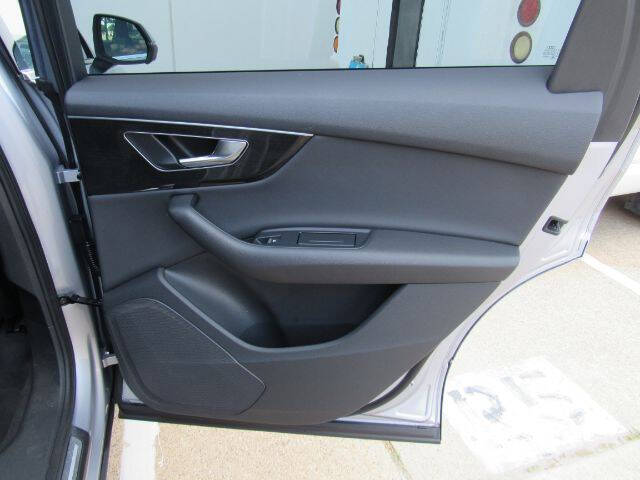 2022 Audi Q7 quattro Premium 55 TFSI