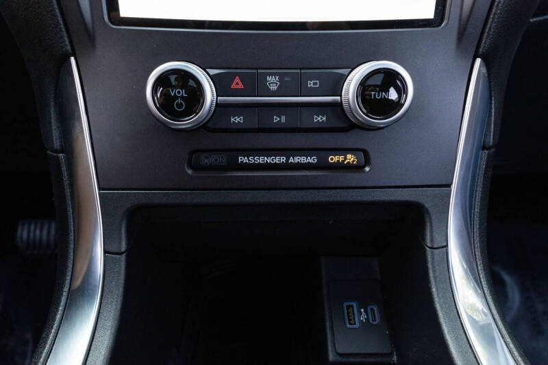 2021 Ford Edge Titanium