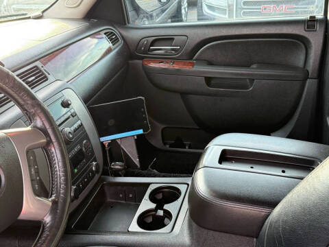 2013 GMC Yukon XL SLT