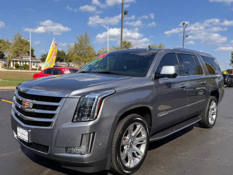 2018 Cadillac Escalade ESV Luxury