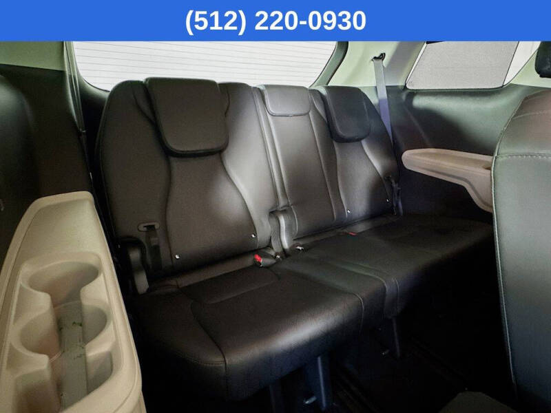 2023 Kia Carnival EX