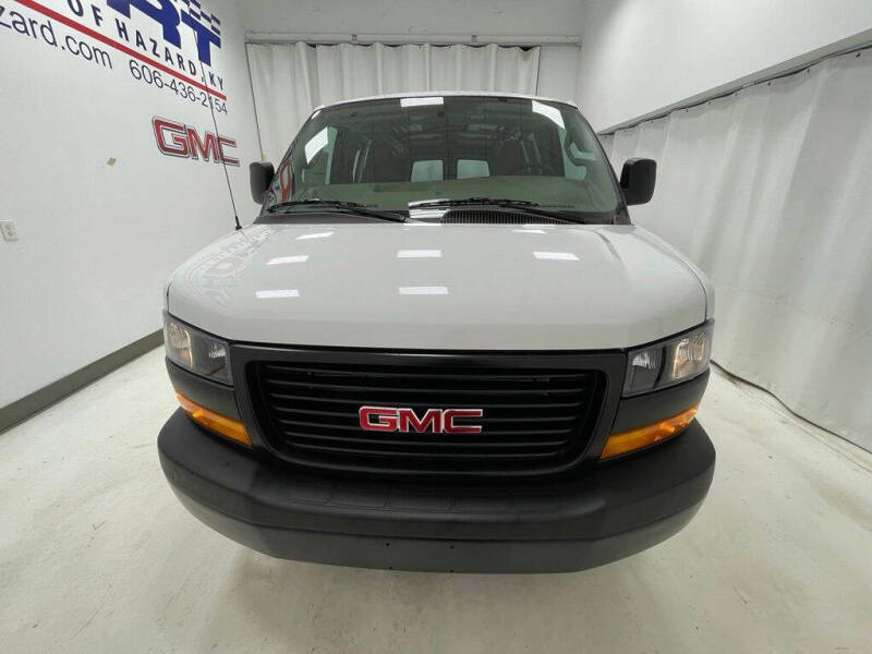 2026 GMC Savana 2500
