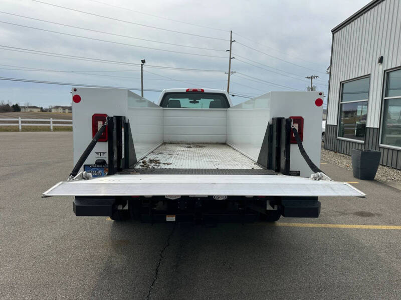 2024 Chevrolet Silverado 5500 MD