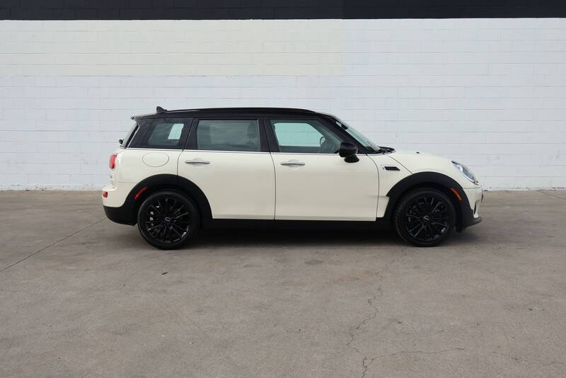 2017 MINI Clubman Cooper