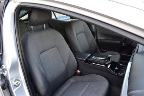 2023 Toyota Prius LE