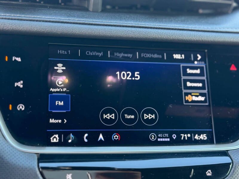 2022 Cadillac XT5 Premium Luxury