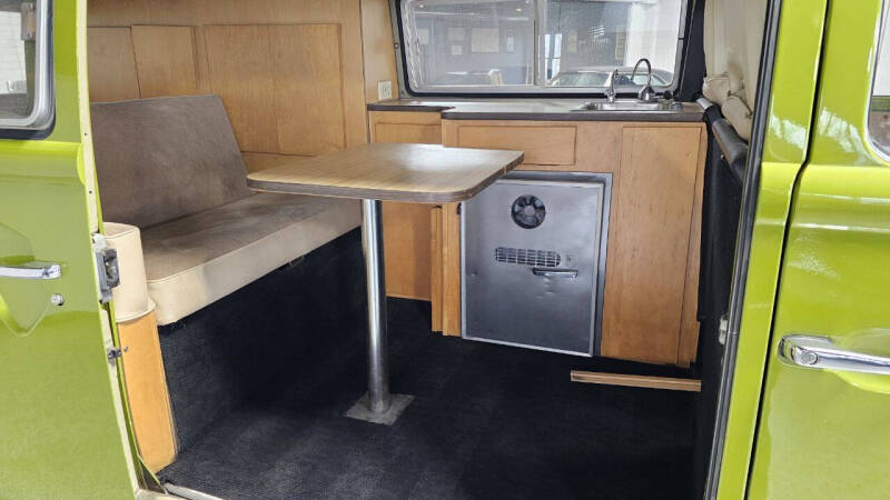 1977 Volkswagen Vanagon