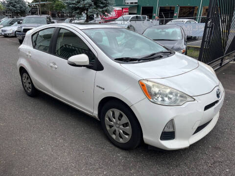 2012 Toyota Prius c Three