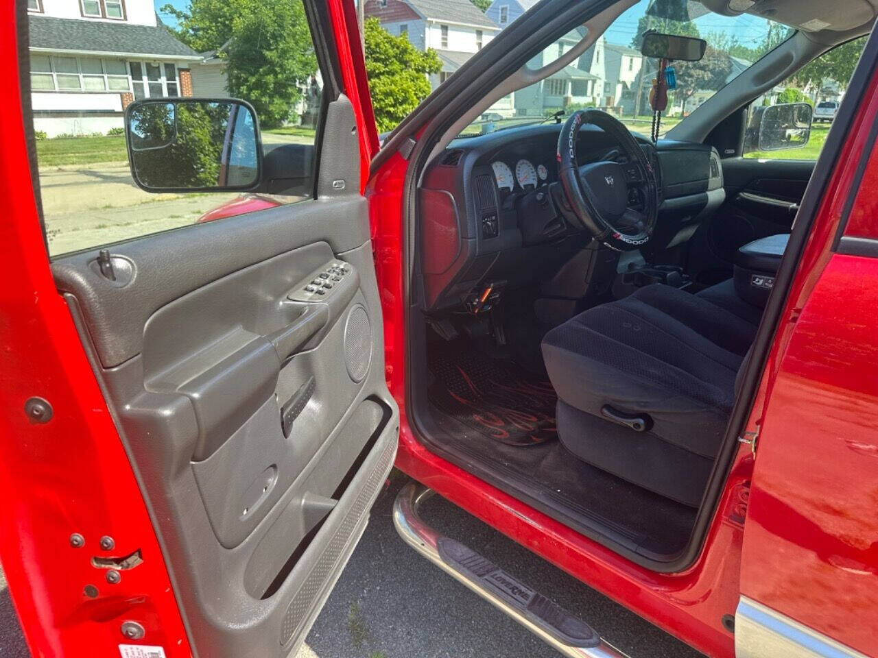 2004 Dodge Ram 1500 for sale at SRL SAHER in Lorain, OH