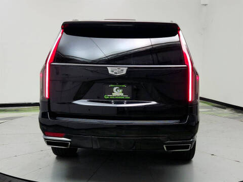 2022 Cadillac Escalade Luxury