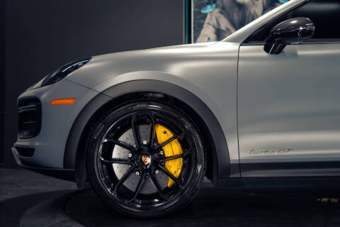 2023 Porsche Cayenne Turbo GT