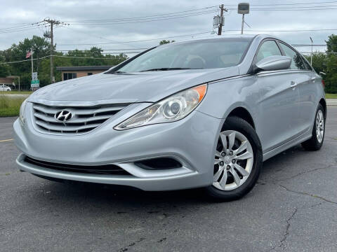 2012 Hyundai Sonata for sale at MAGIC AUTO SALES in Little Ferry NJ