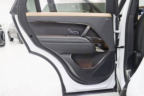 2025 Land Rover Range Rover Sport P460e Dynamic SE