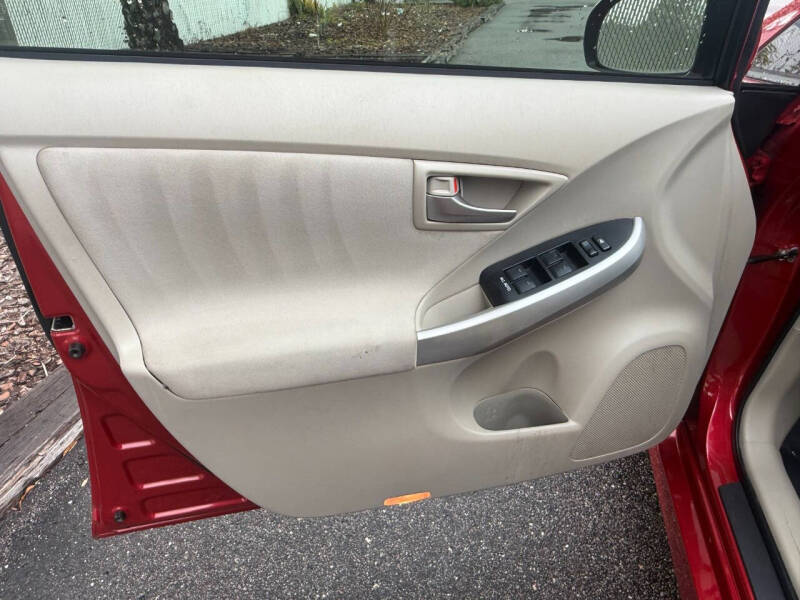 2013 Toyota Prius Two