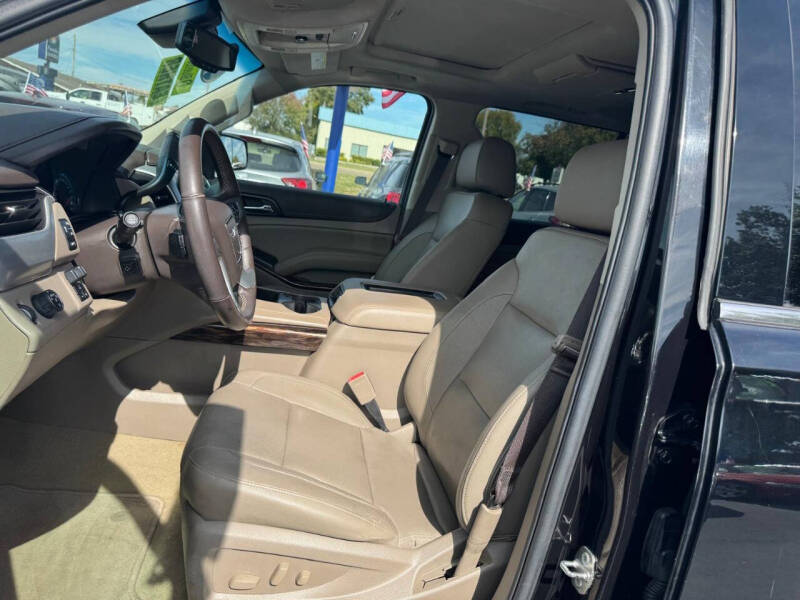 2017 GMC Yukon XL SLT